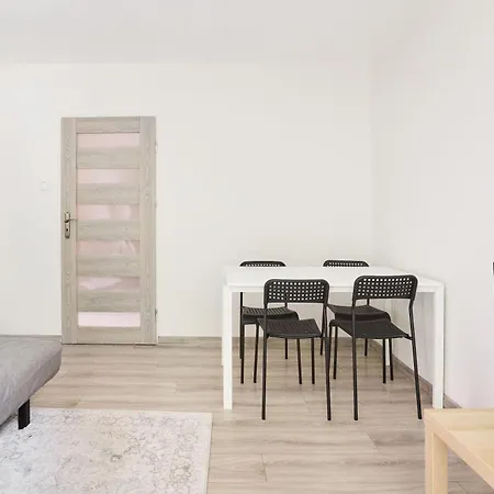 Trojmiejskie - Forest 2 Bedroom Апартаменты Сопот