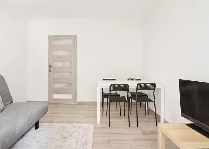 Trojmiejskie - Forest 2 Bedroom Apartment Zoppot